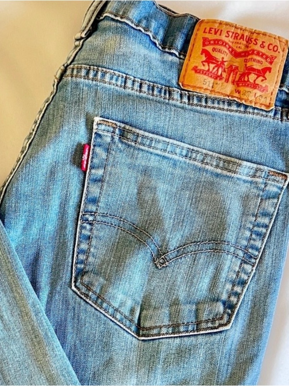Levi's 511 Classic Light Wash Straight Leg Blue Jeans 32 W x 34 L